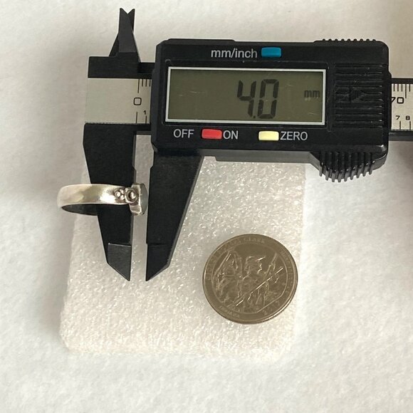 Sterling Silver 925 Dainty Minimalist 8MM Oval Moonstone Band Ring Sz 8.25 - Picture 16 of 16